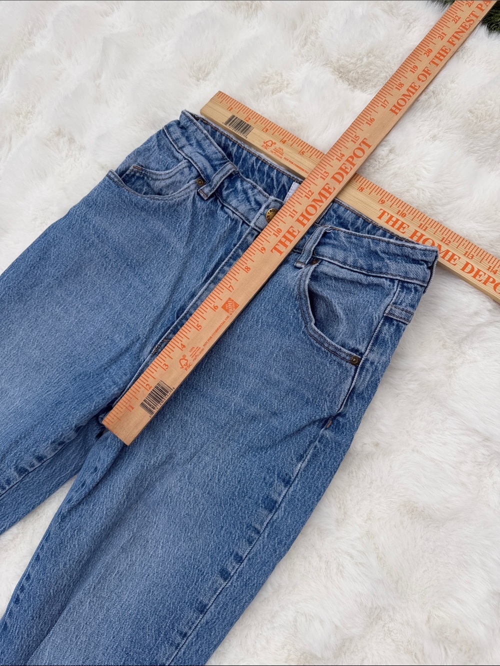 Rolla’s high rise straight jeans size 26 - Picture 2 of 8